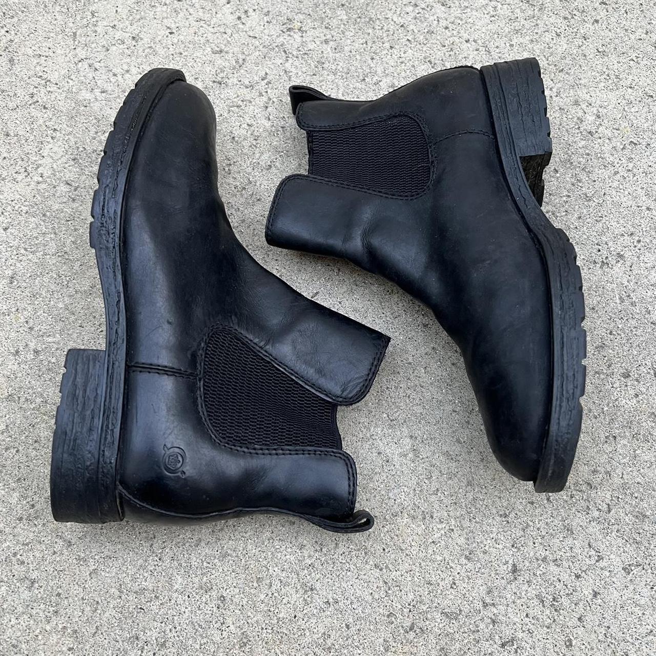 Born Cove Chelsea Boot Used but still a lot of life... - Depop