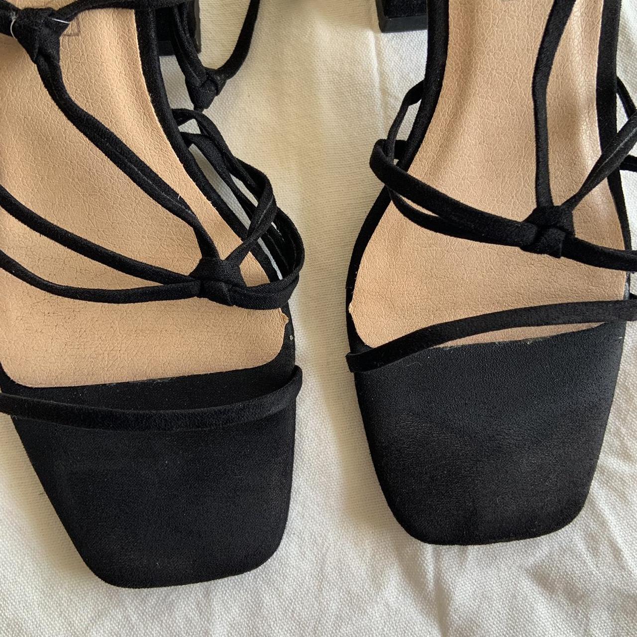 tie up block heels black