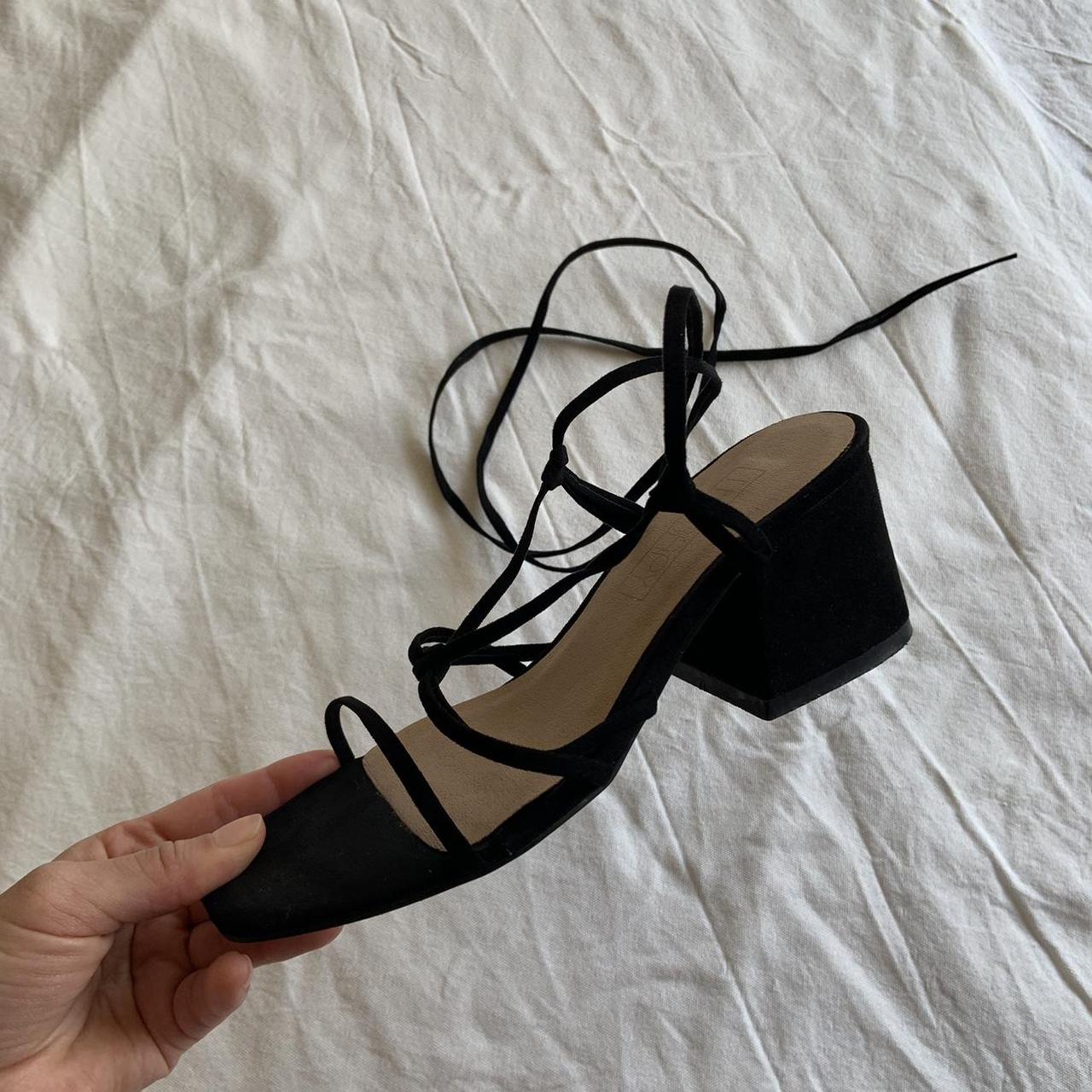 tie up block heels black