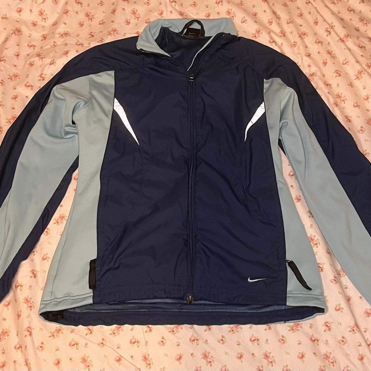 womens blue nike windbreaker