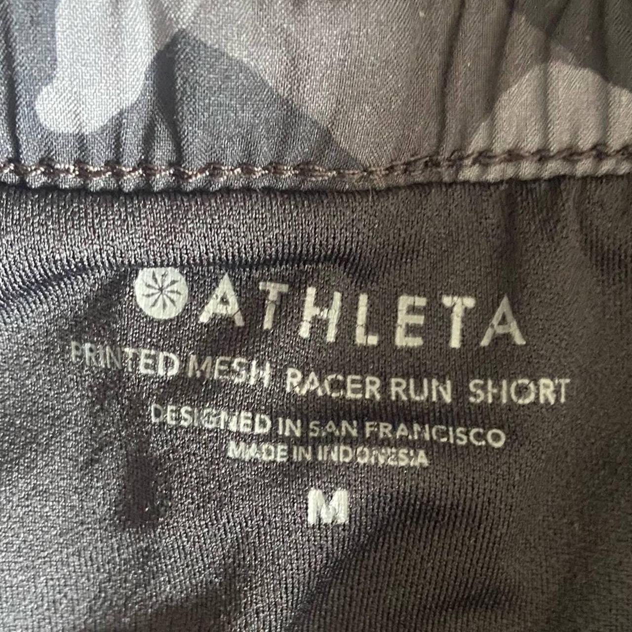 Athleta Printed Mesh Racer Run Short 4 in Black - Depop