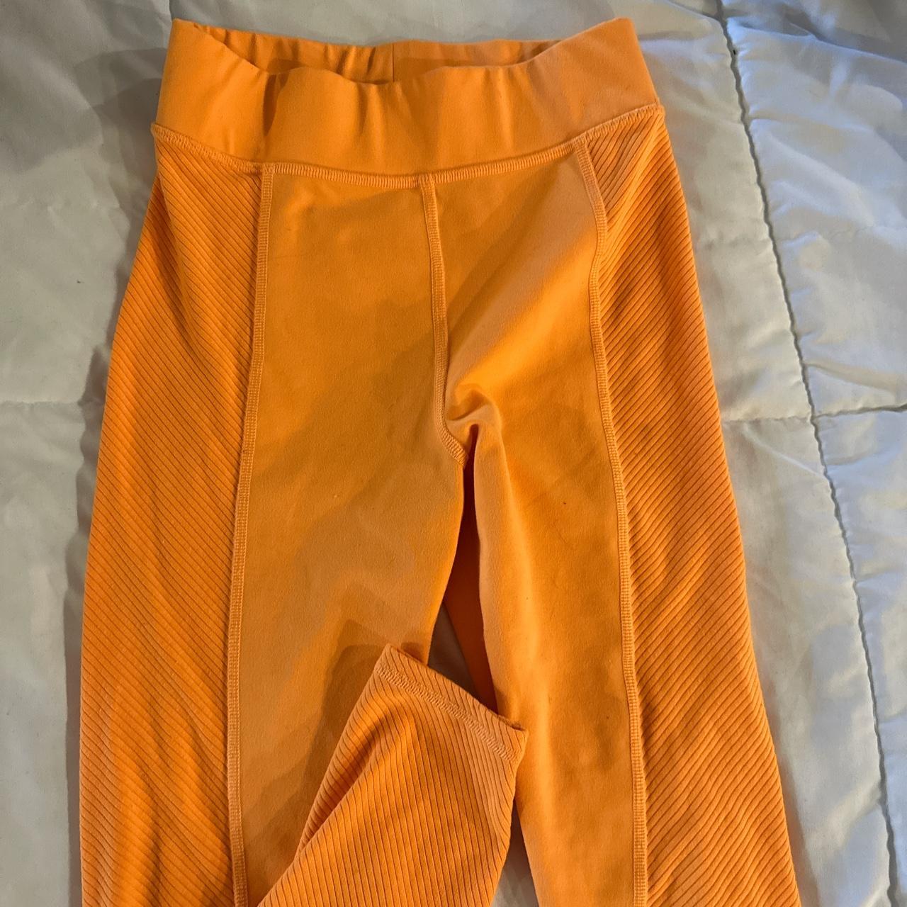 Alo yoga orange leggings and other ribbed
