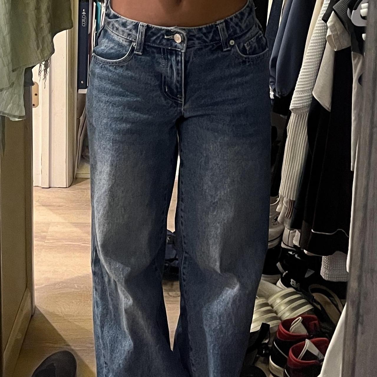 RSQ baggy low rise jeans size 24 waist are