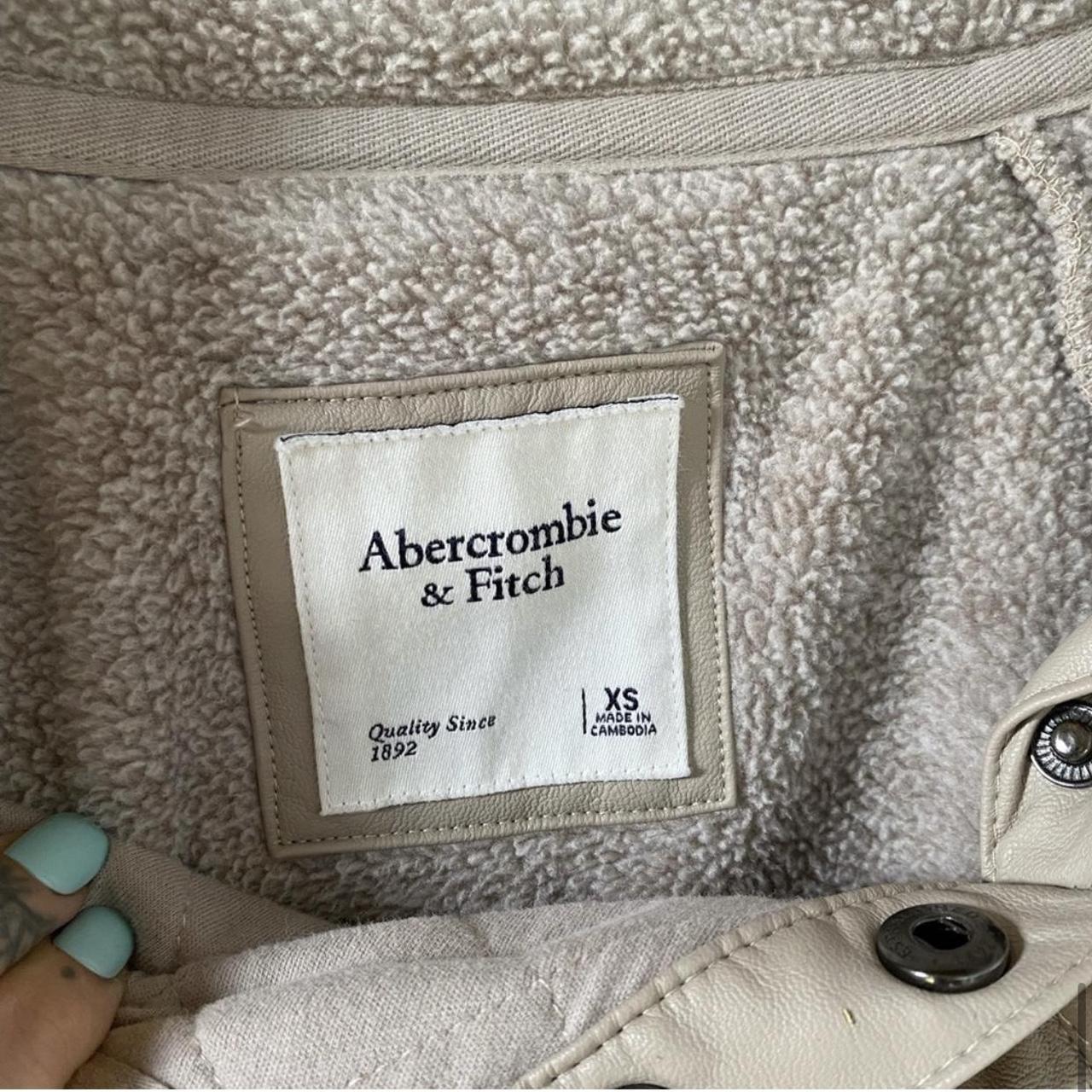 Can Anyone Date This Abercrombie & Fitch Label : r/Depop