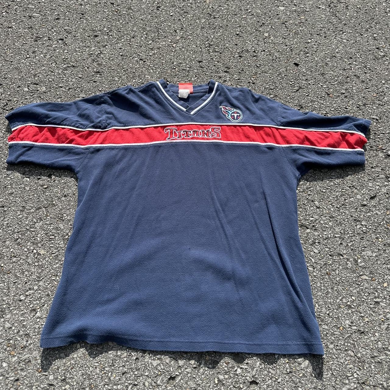 Very Vintage Tennessee Titans shirt In great - Depop