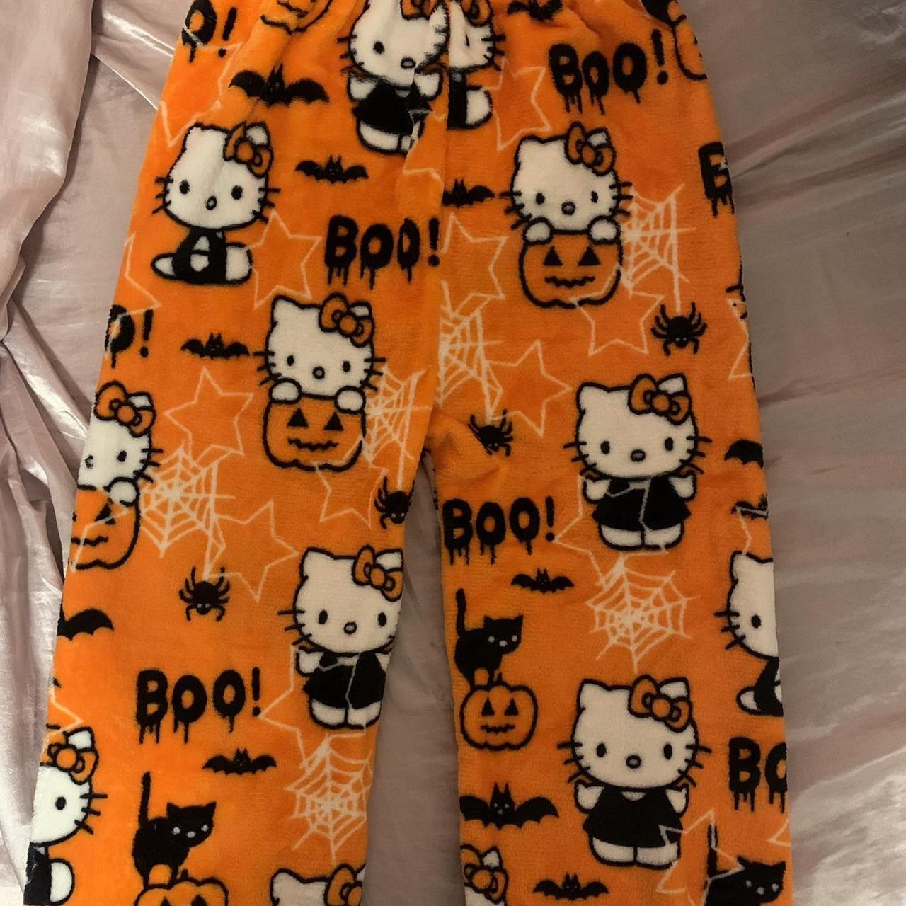 Halloween hello kitty online pajamas