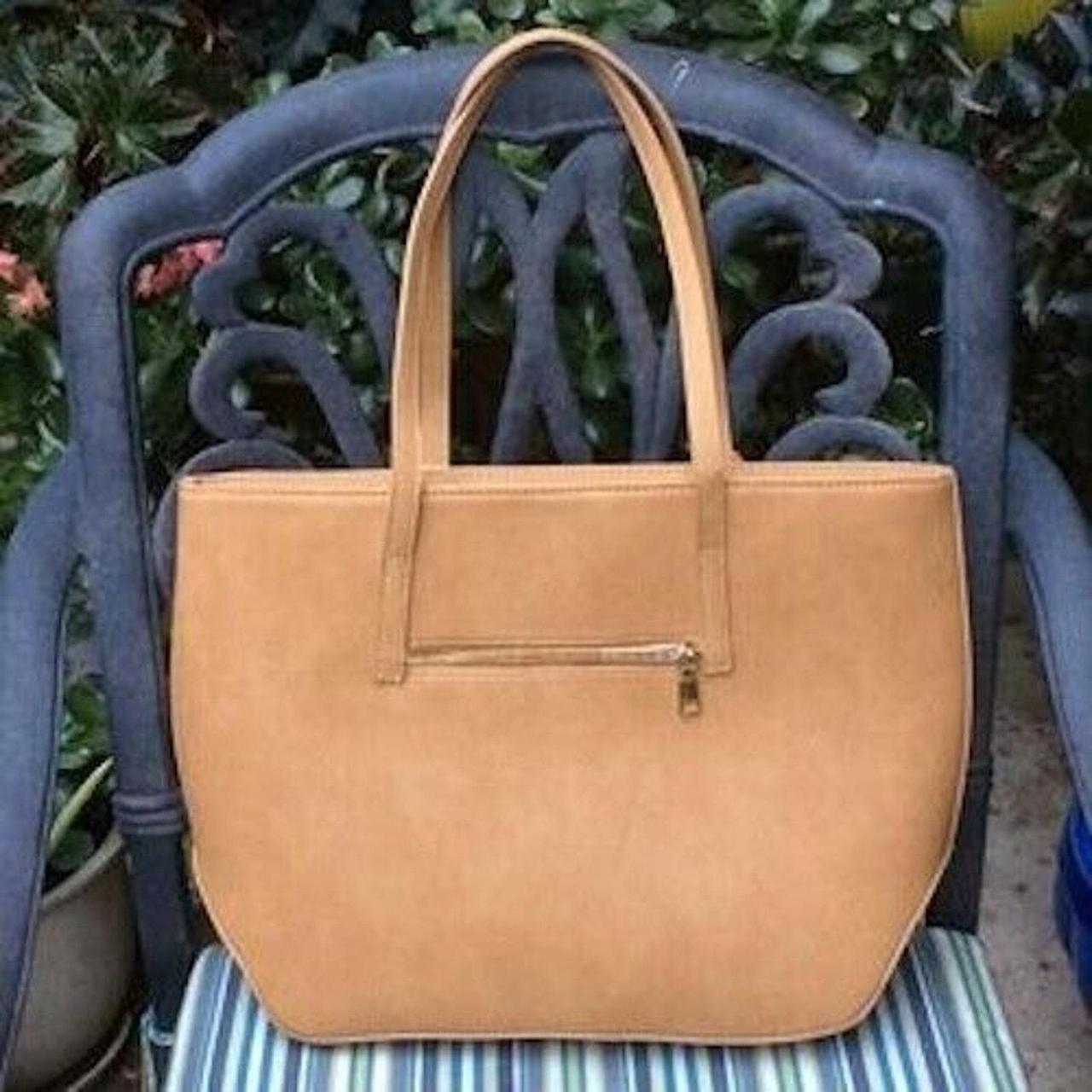 This Miztique tote is crafted from Depop