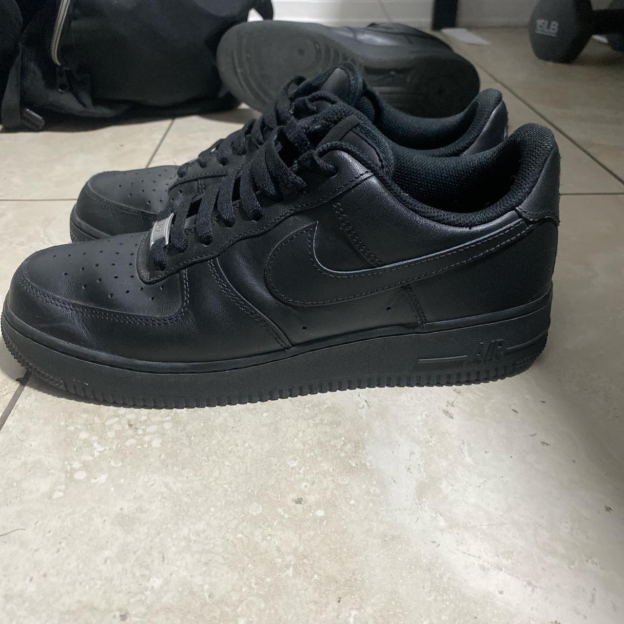 what does wearing black air force 1s mean