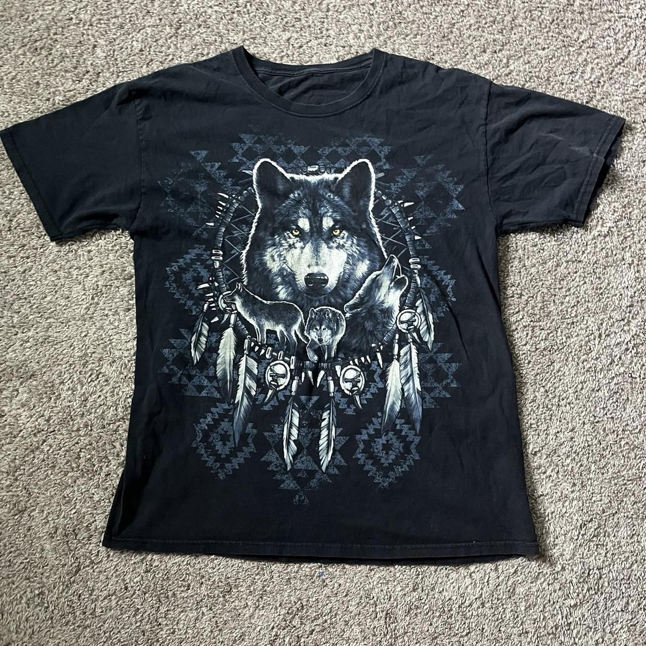 Super sick vintage style wolf tee, dm me with any... - Depop