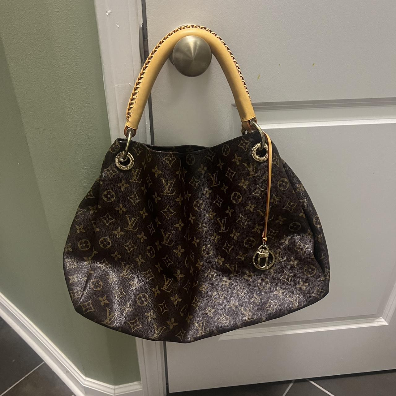 item listed by juviewalter