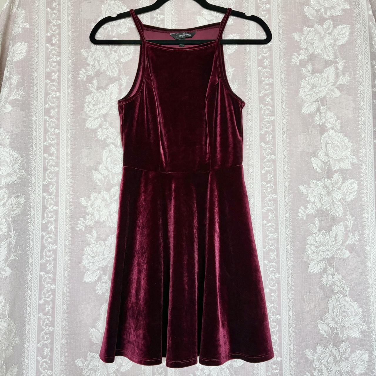 item listed by prettypleasethrift