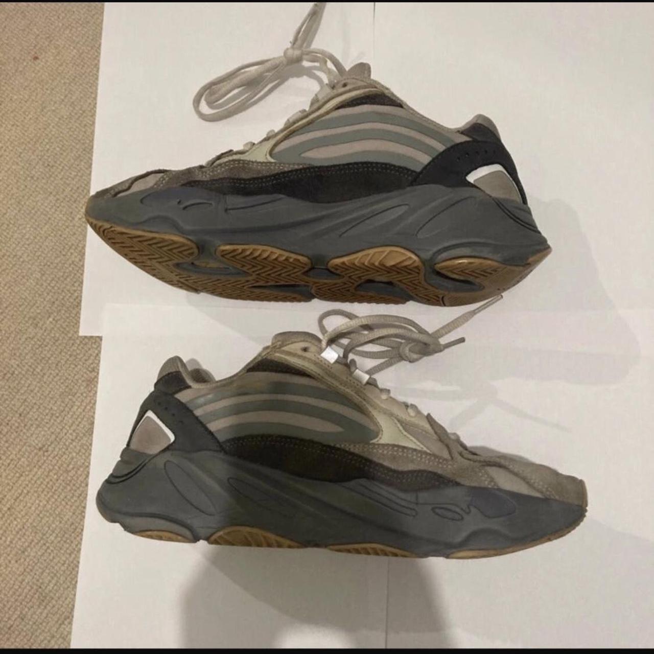 yeezys trainers men