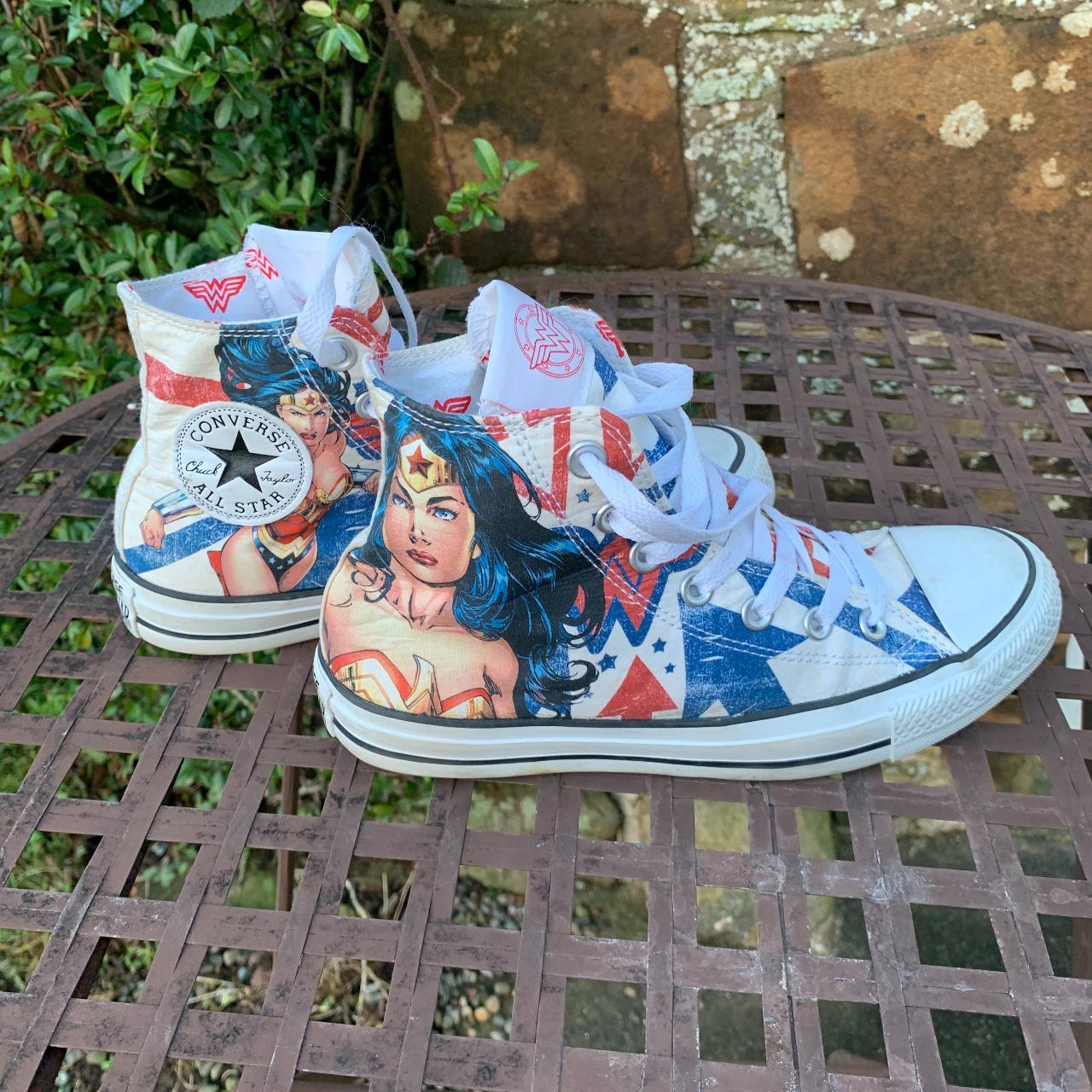 Where to buy wonder woman clearance converse