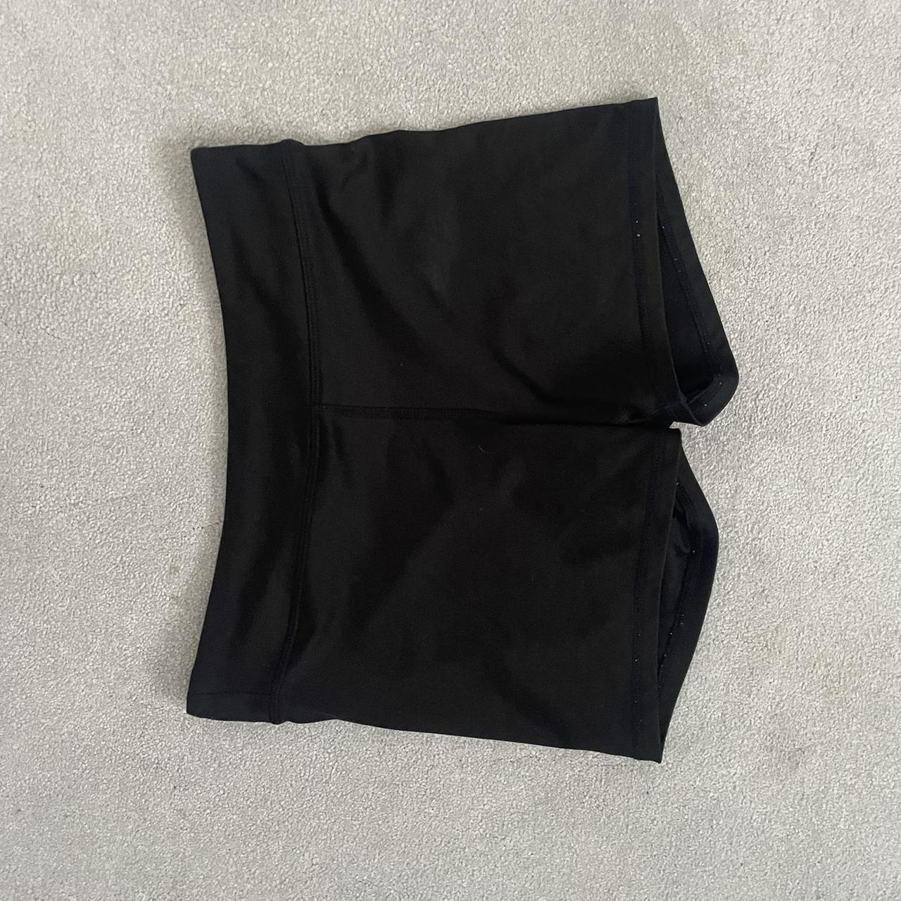 mini black gym shorts - Depop