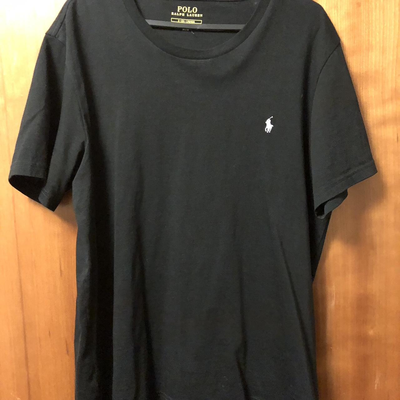 Black Ralph Lauren T-shirt - Depop