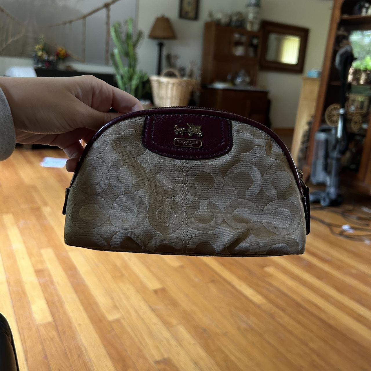item listed by allisoneo1