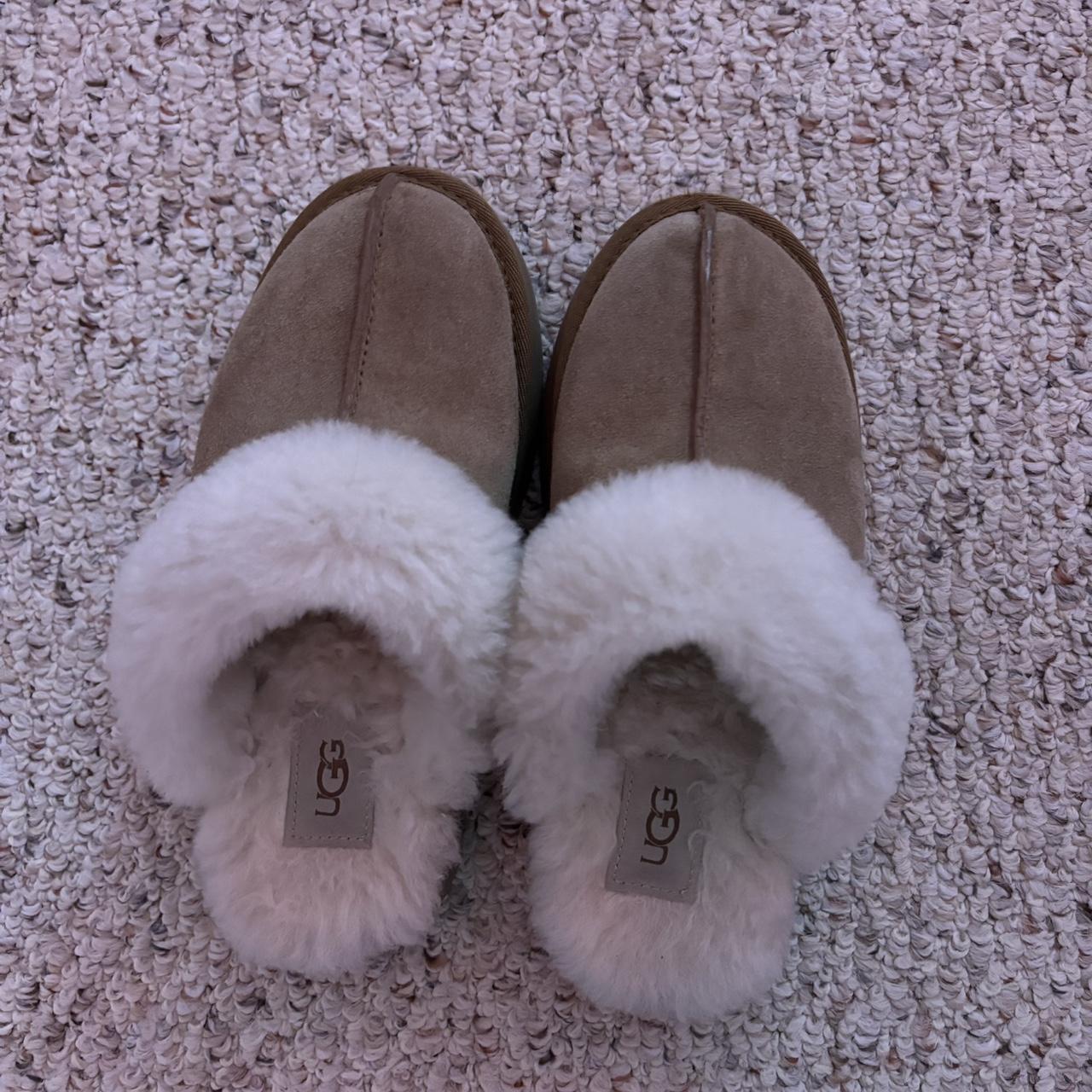 disquette uggs only worn like twice almost perfect... - Depop