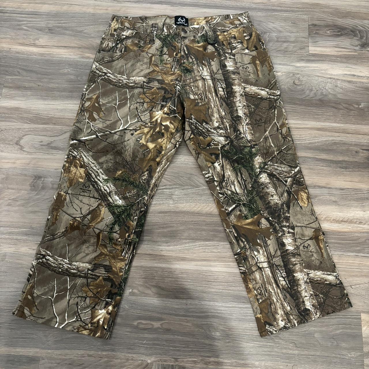 Realtree style camo army pants - Size: 29 - 32 x 32 - Depop