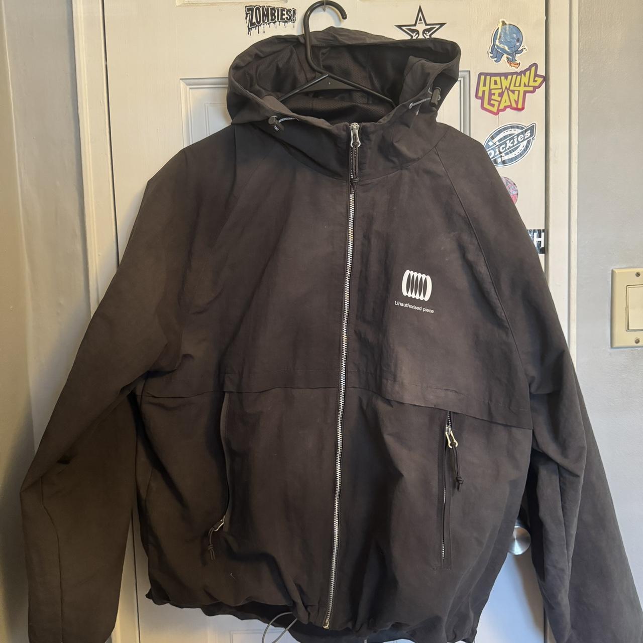 Perfect condition ZARA jacket, adjustable straps on | Depop