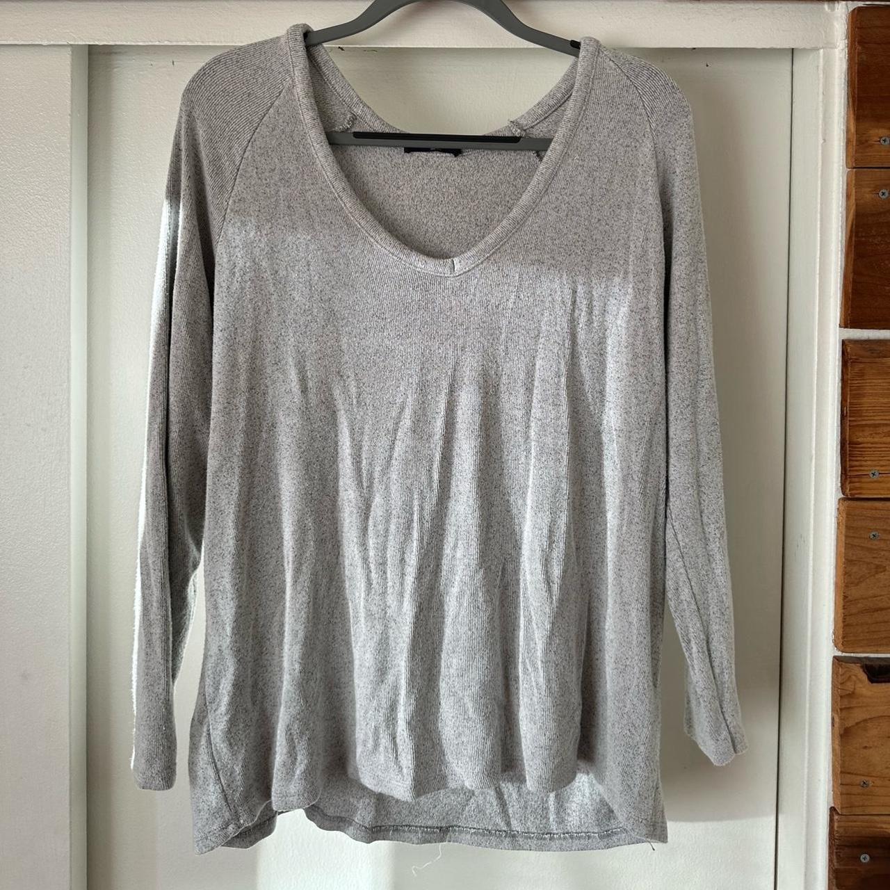 Brandy Melville Women's Grey Jumper | Depop