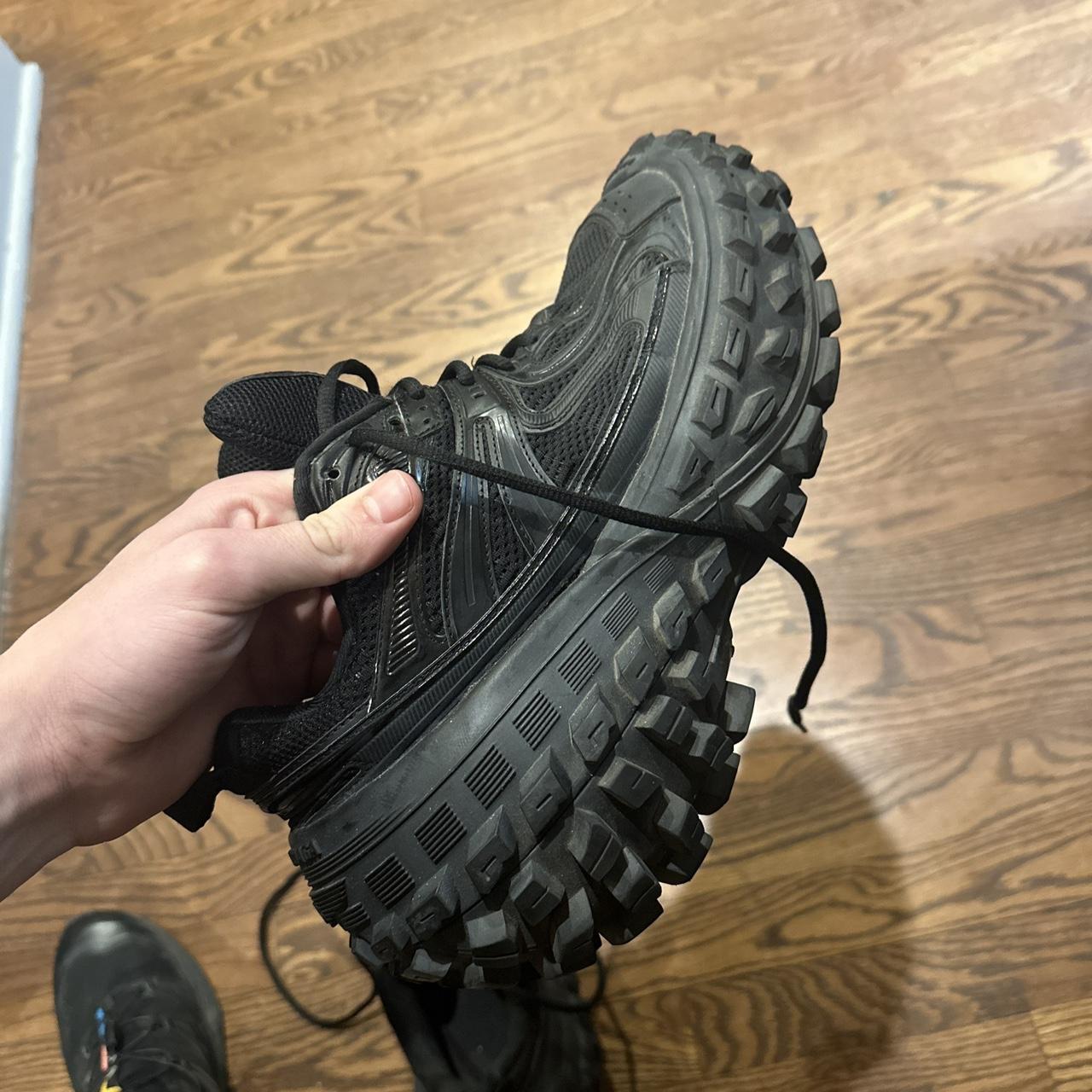 Balenciaga defenders - Depop