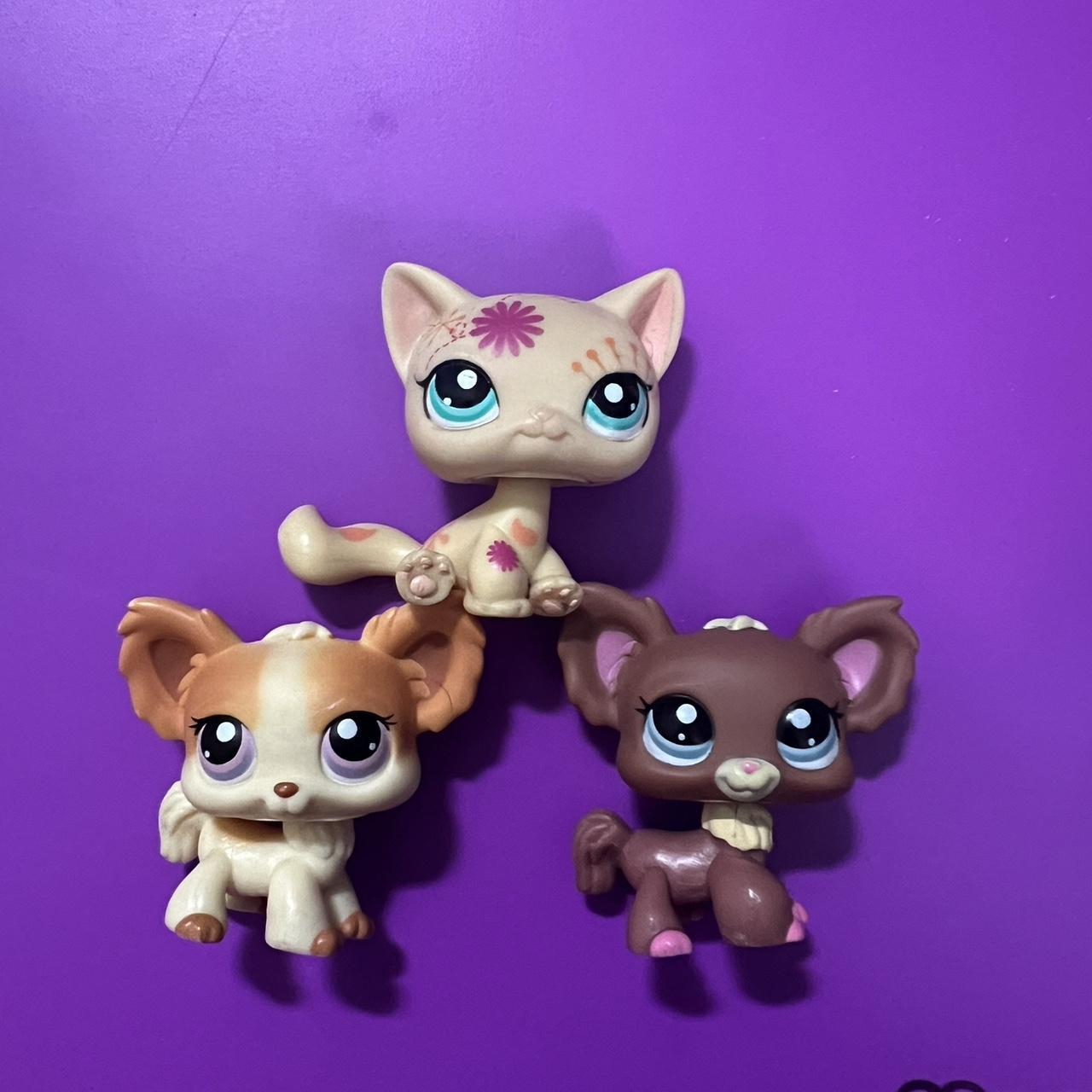 small authentic lps lot (two chihuahuas and cat) lps Depop