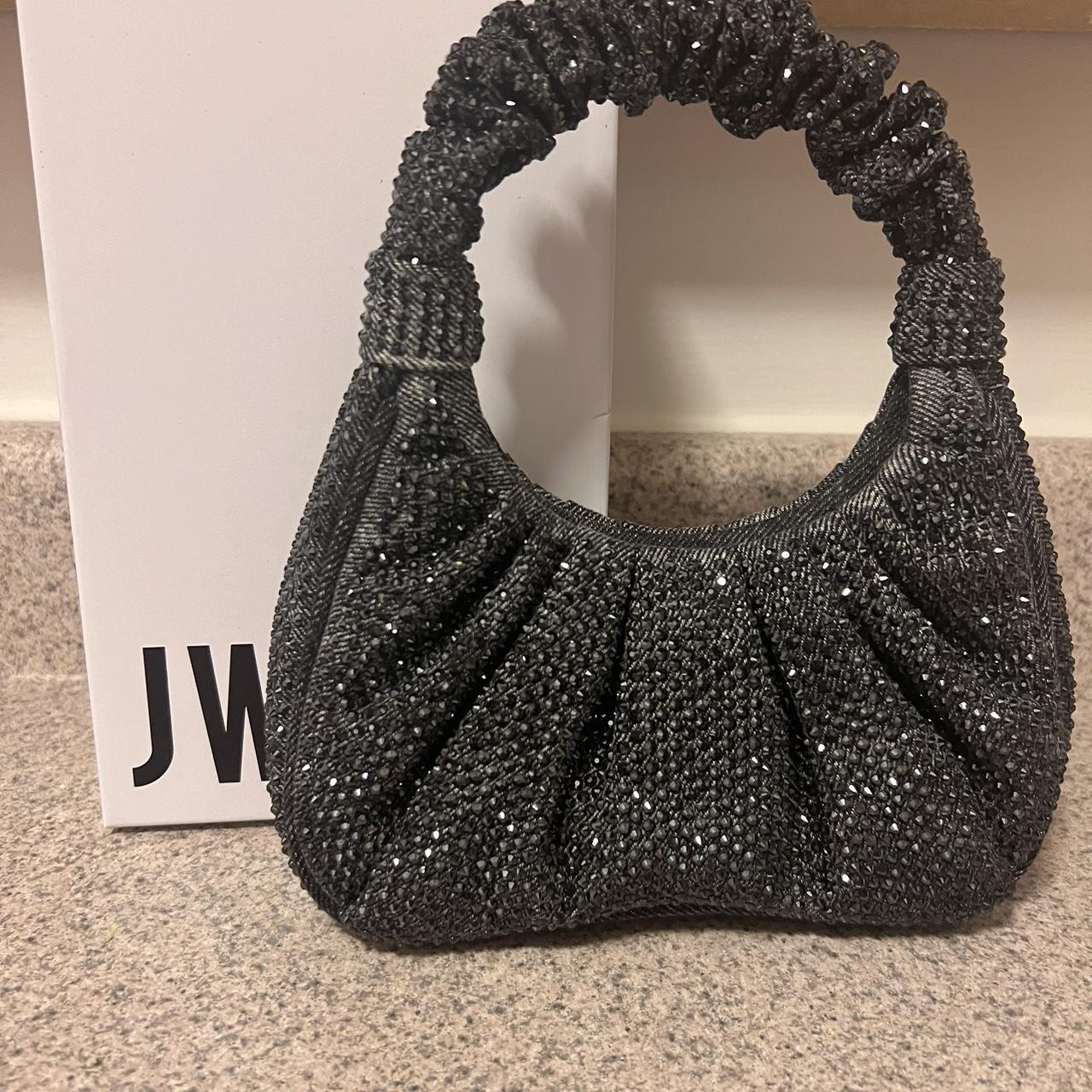 item listed by smichelleon