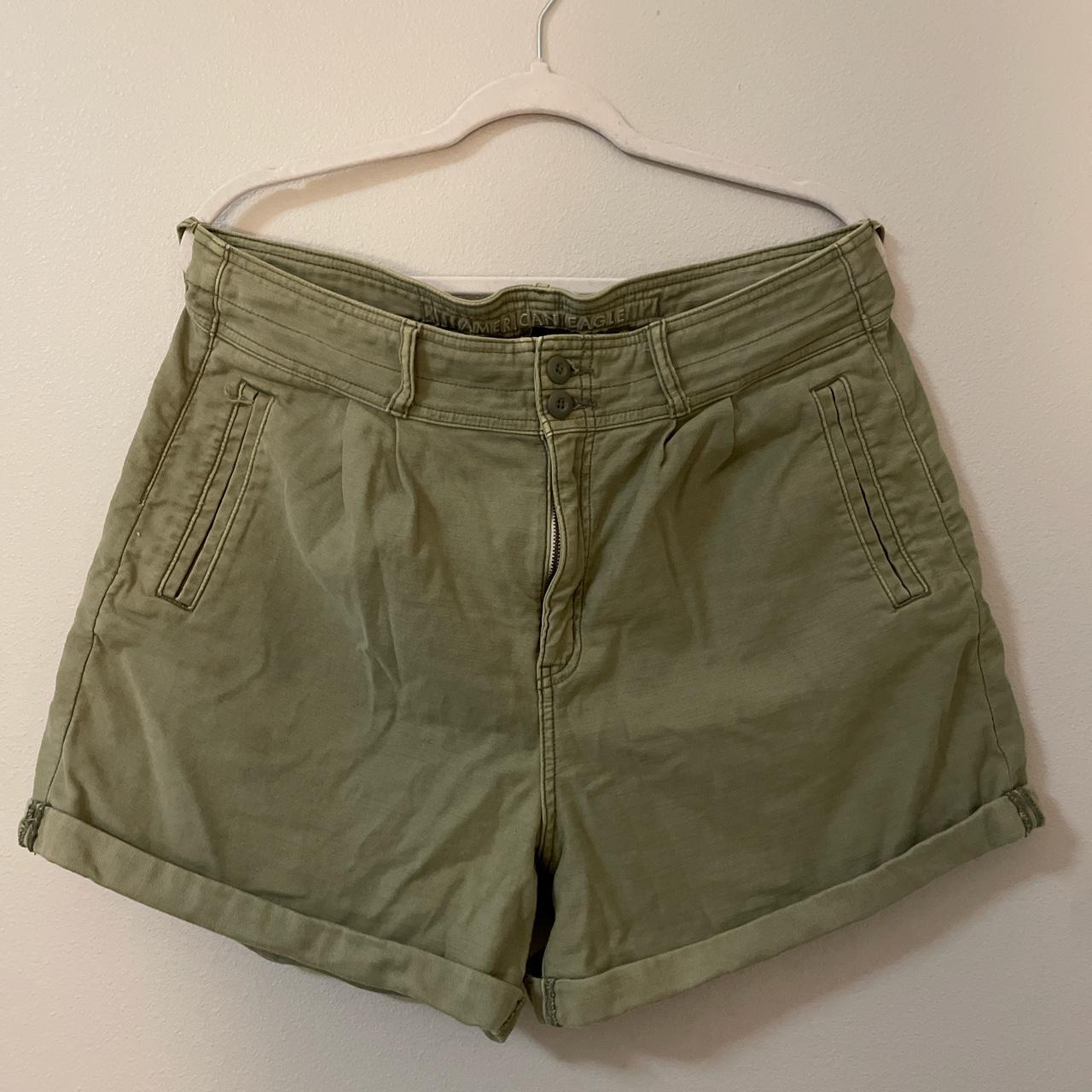 American Eagle Women's Green Shorts | Depop