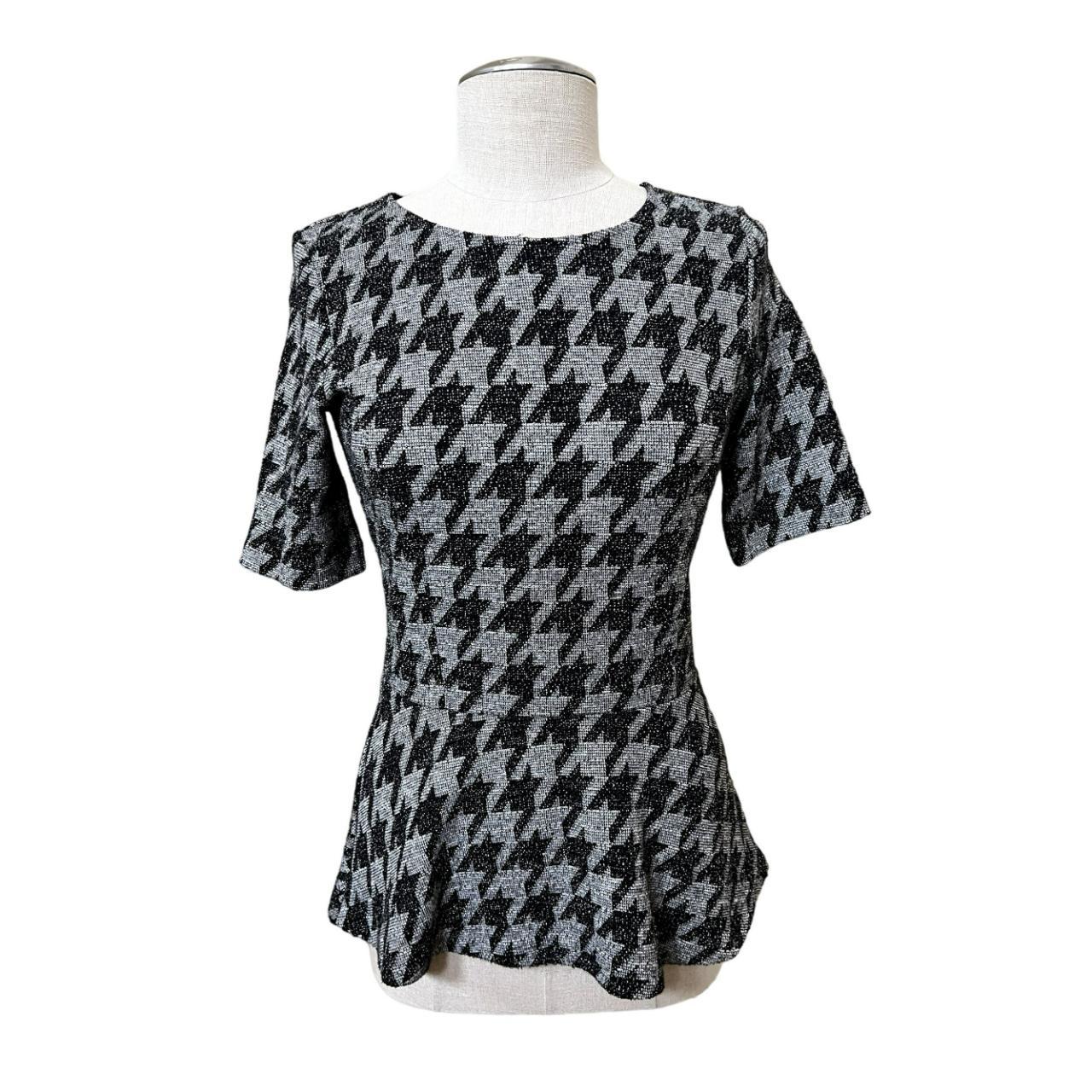 Theory women's black and gray houndstooth peplum... - Depop