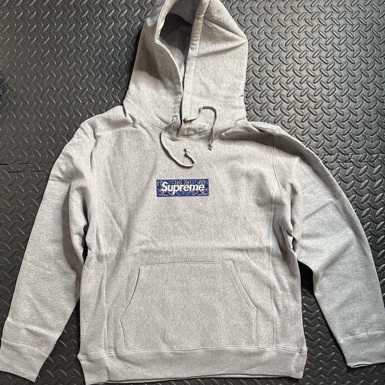 Supreme Men's Grey Hoodie | Depop