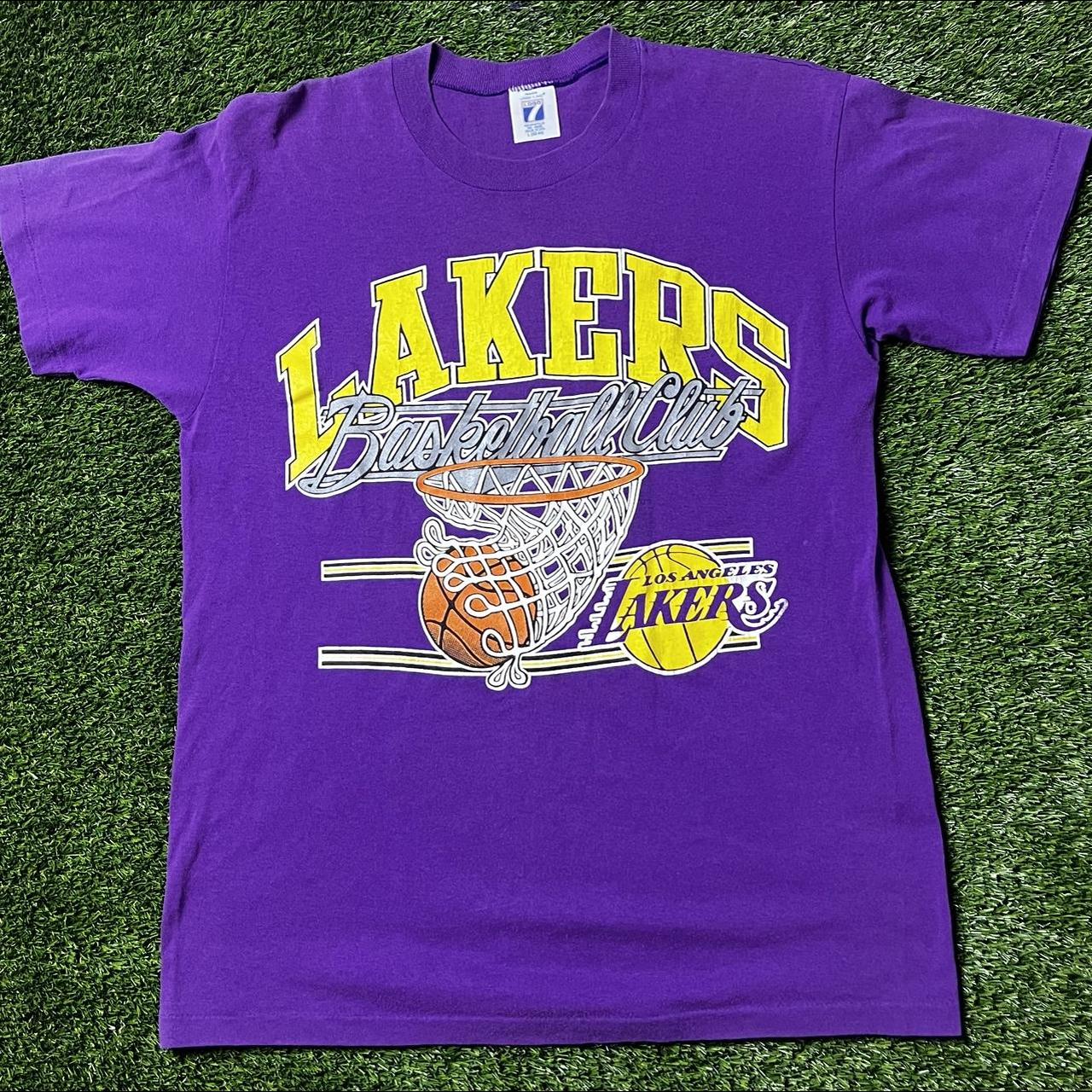 Men's Los Angeles Lakers Graphic Tee, Men's Tops