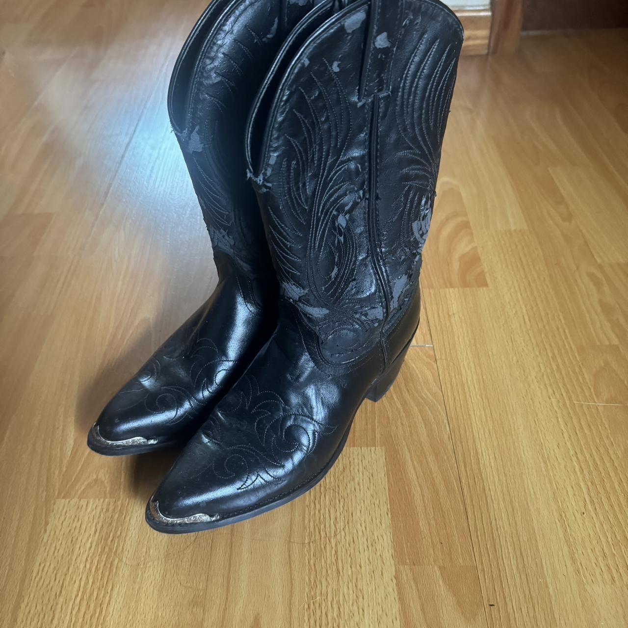 Silver tipped clearance cowboy boots