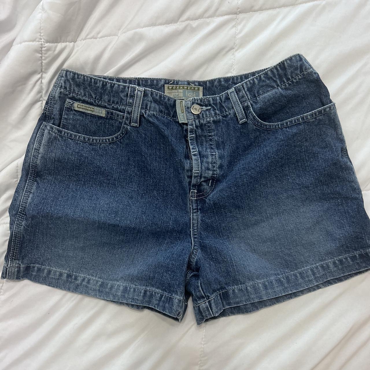 item listed by ya_sells