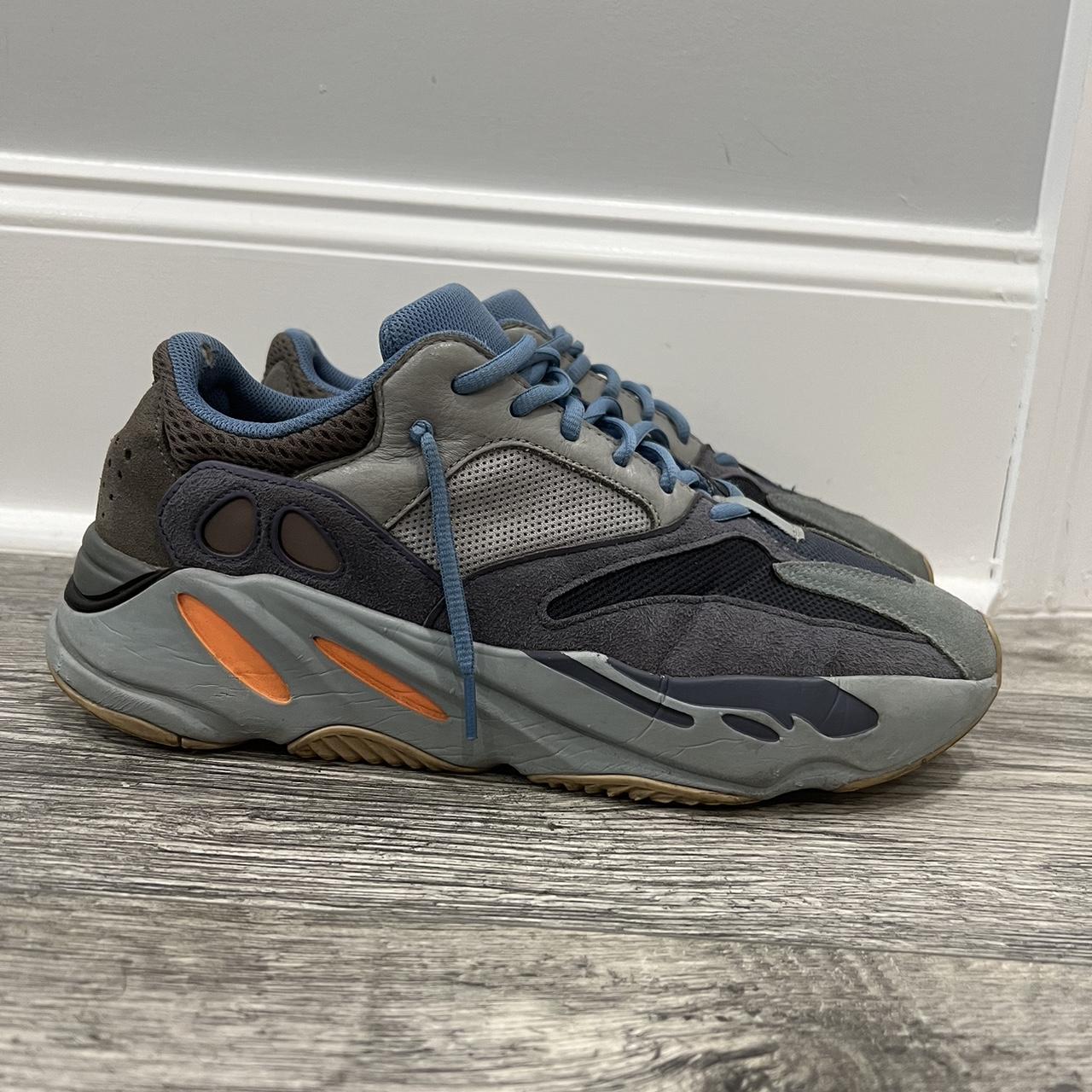 yeezy 700 used