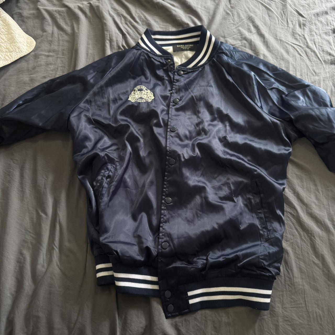 item listed by leobruhh2208