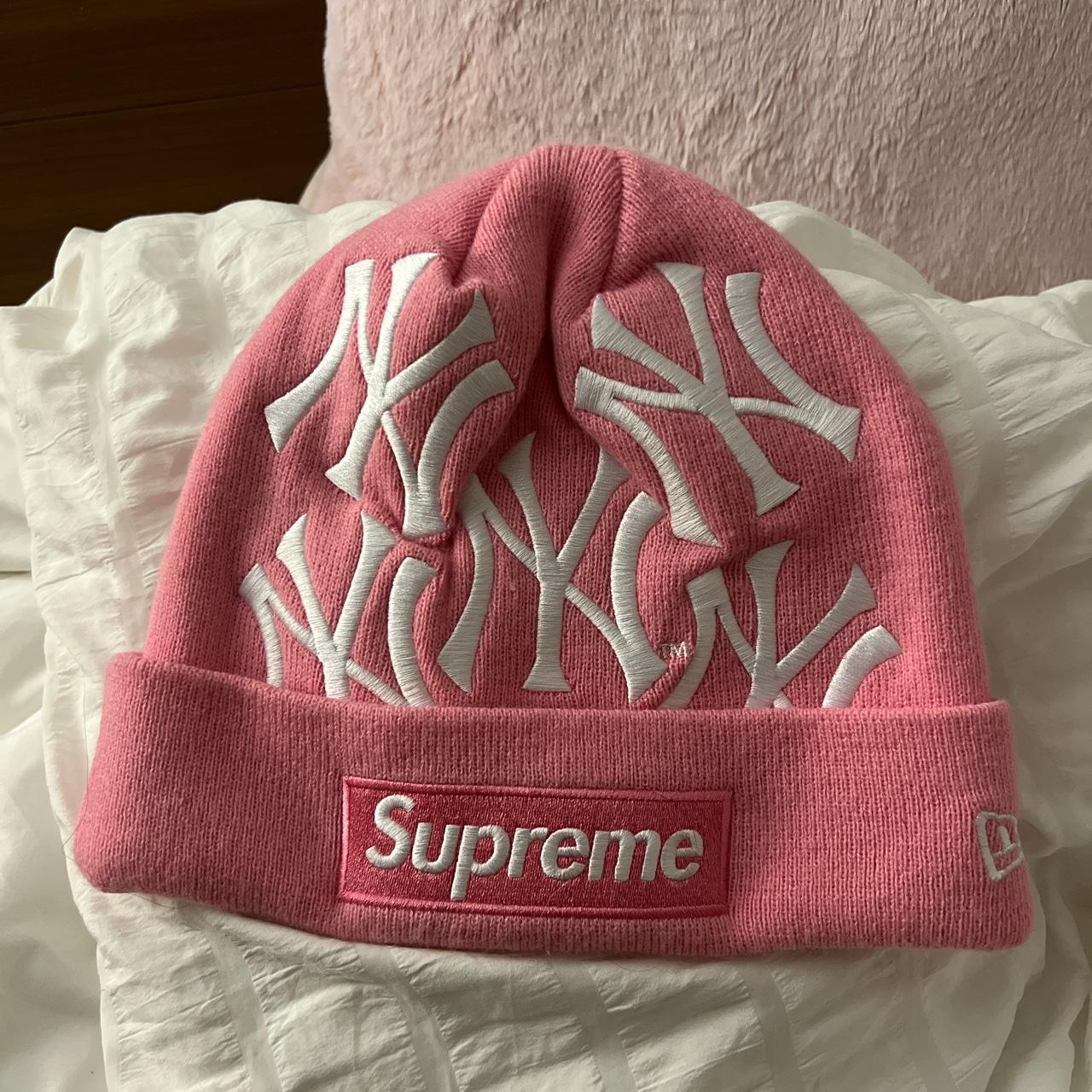 Supreme x New York Yankees Box logo beanie “FW21” 
... - Depop