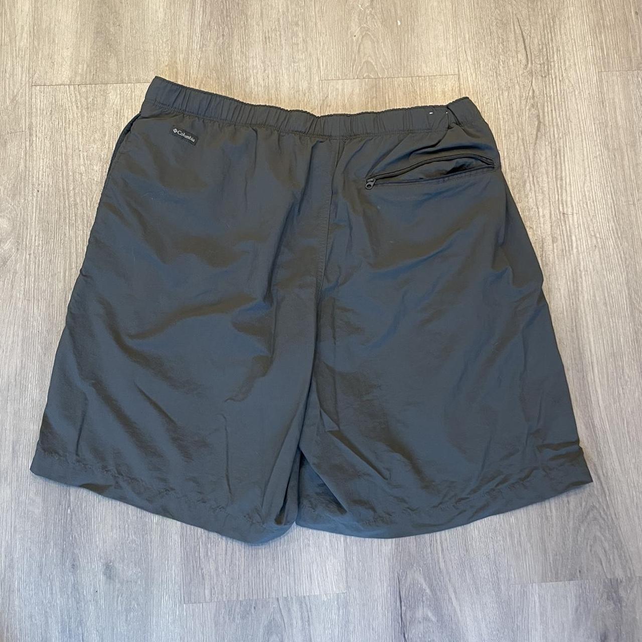 Columbia Sportswear Men's Grey Shorts | Depop