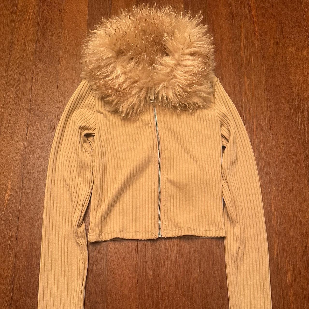item listed by bellaxoxo555