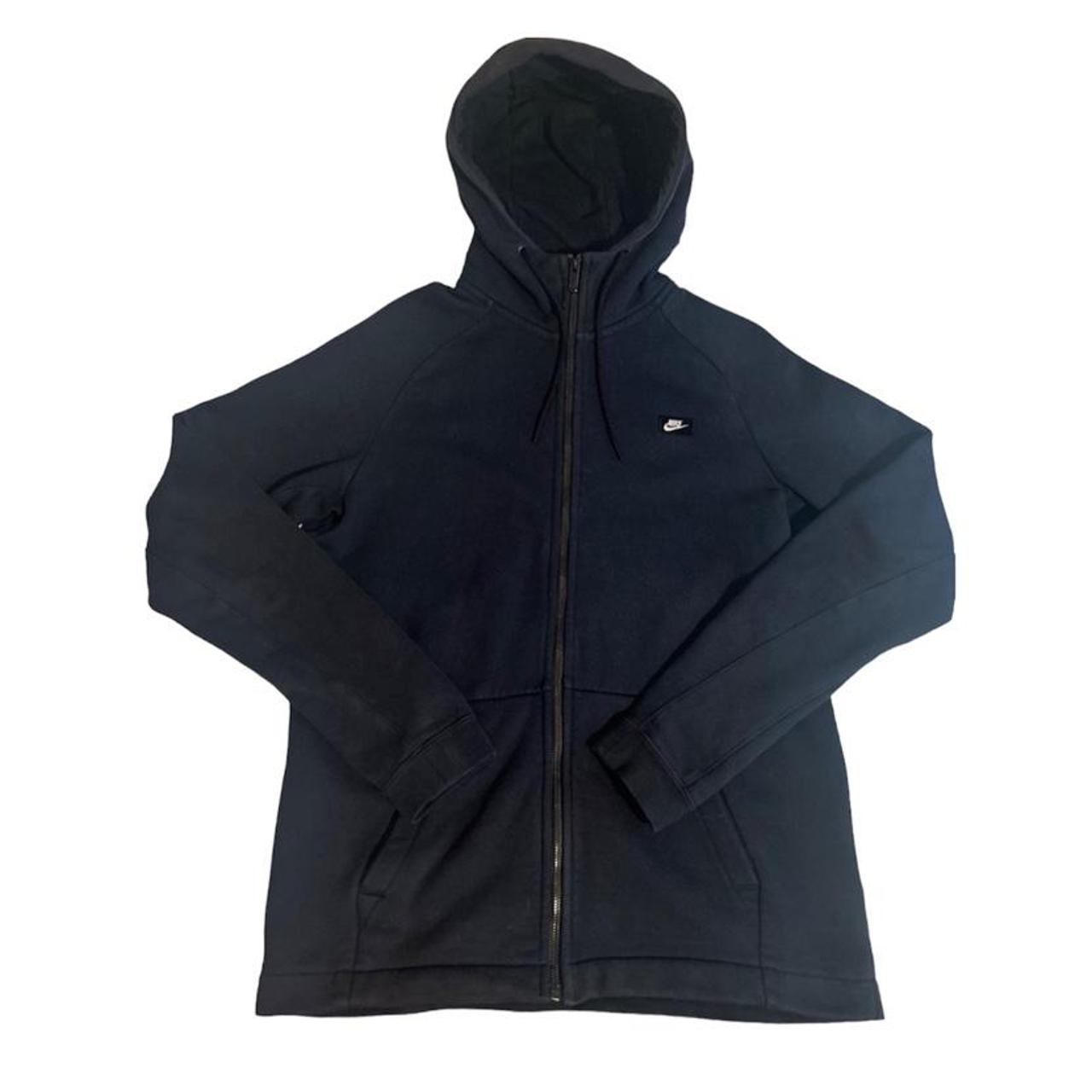 Nike Men's Navy Hoodie Depop