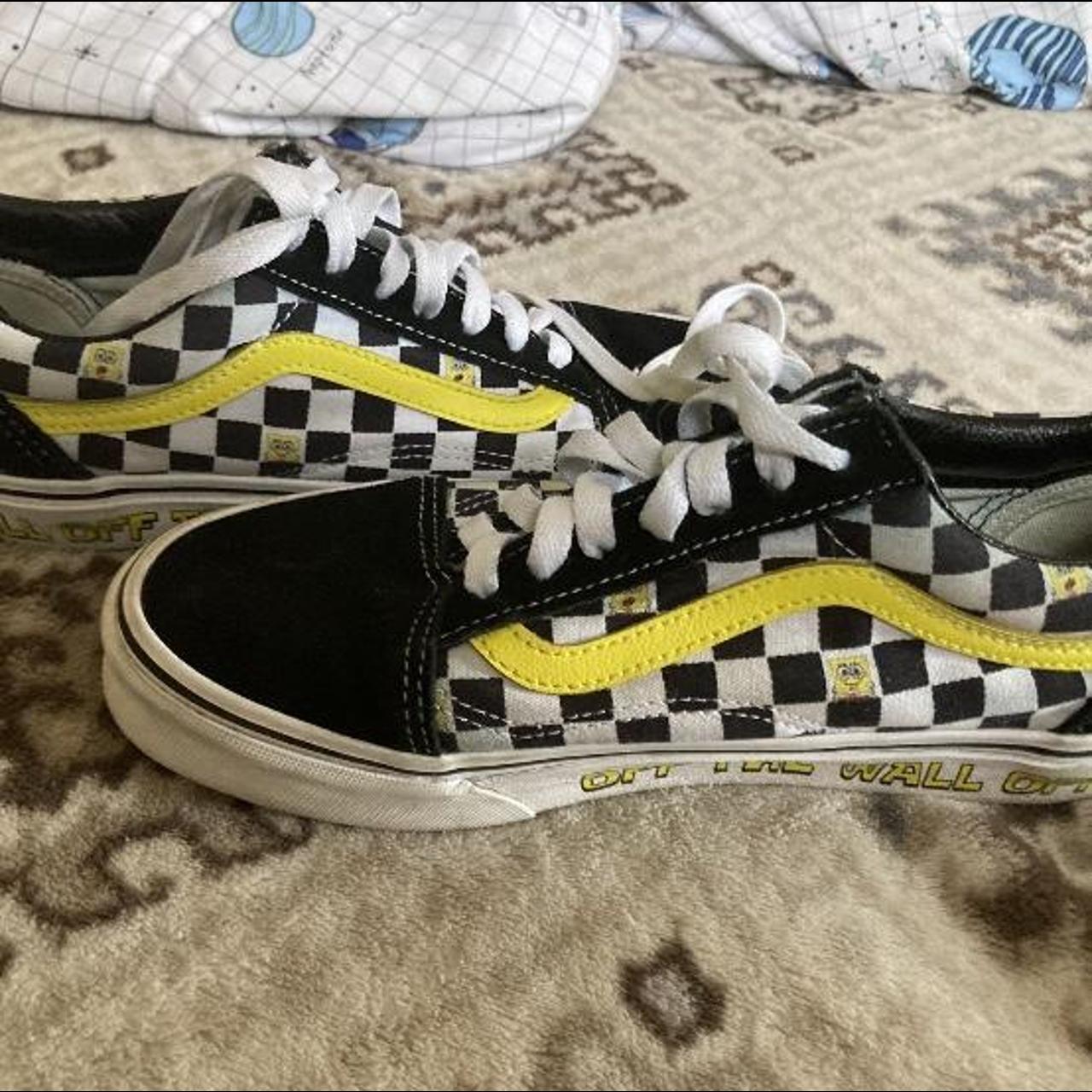 Vans checkered with yellow on sale stripe