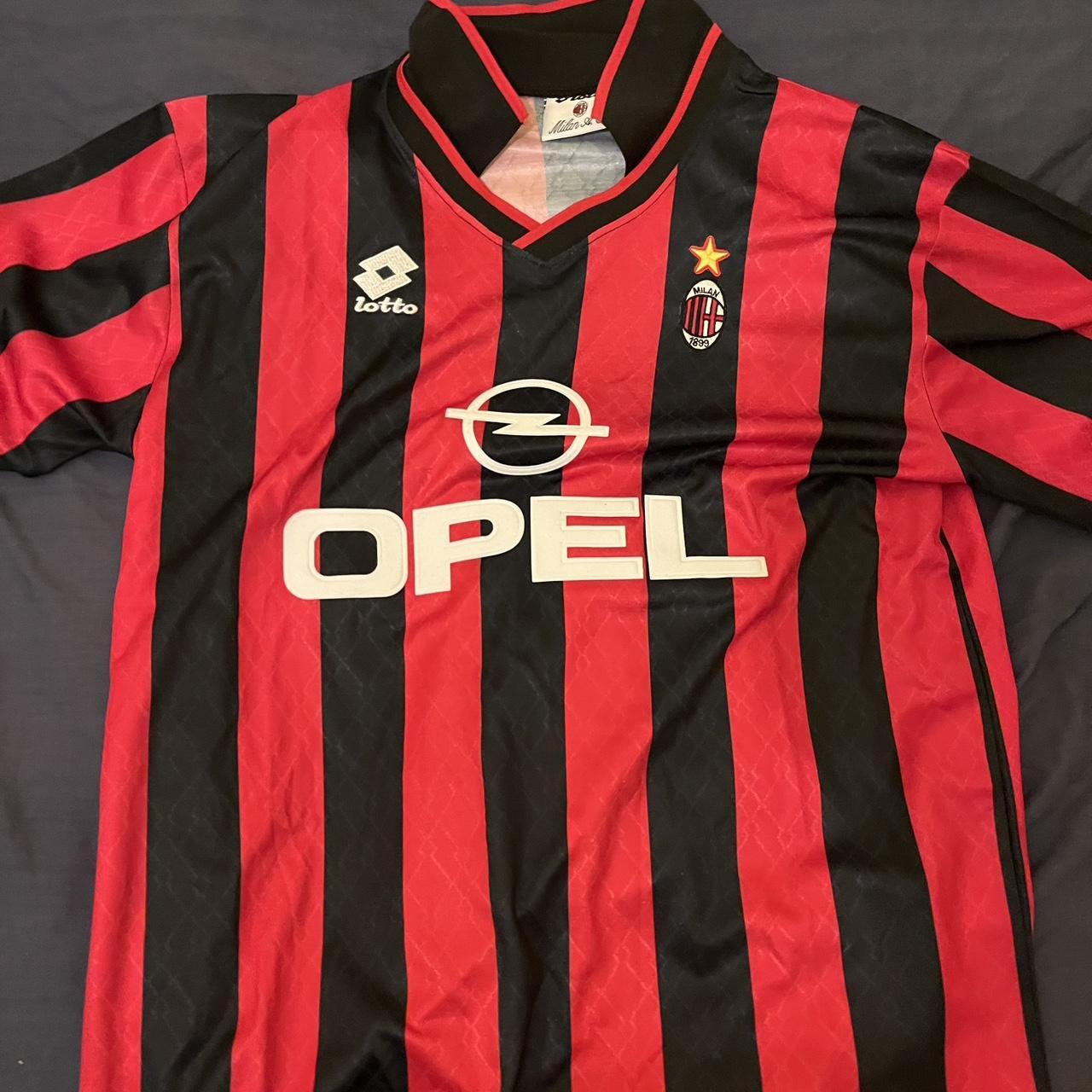 AC Milan Retro 1998-1999 Home Shirt L BNWT - Depop