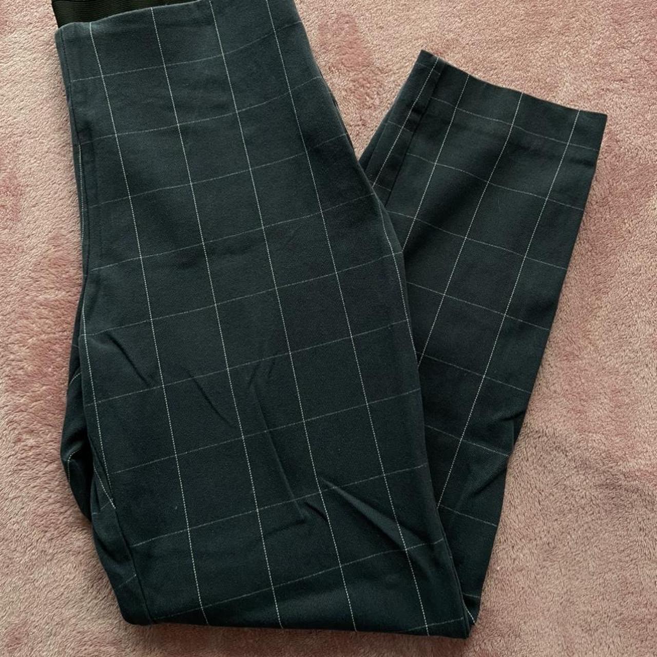 target pinstripe ankle pants. the waist is elastic... Depop