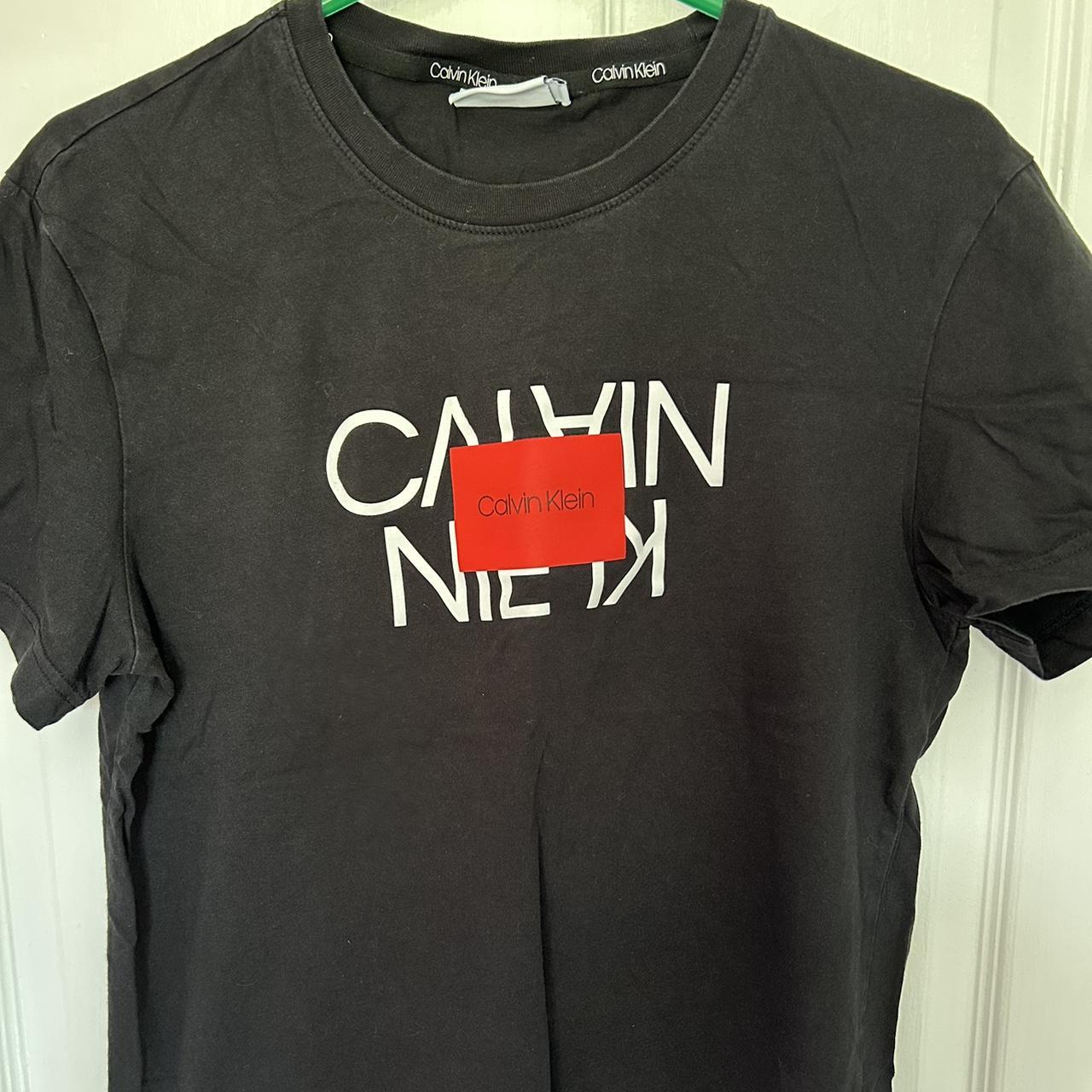 Calvin Klein Men's Black and Red Tshirt Depop