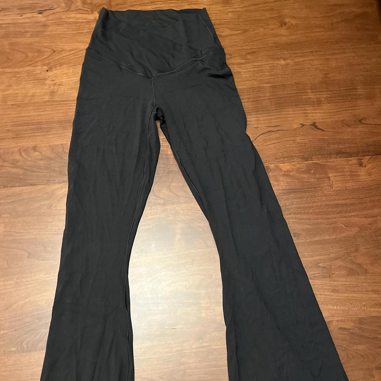 American Eagle Women's Black Leggings | Depop