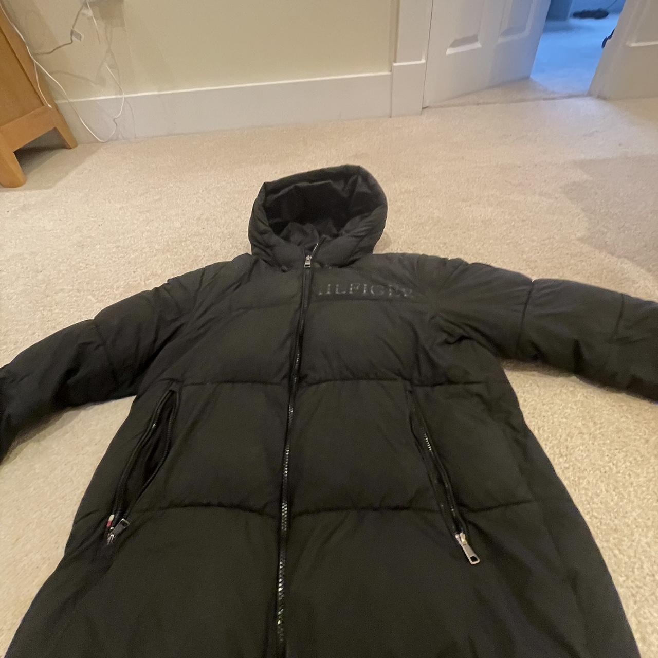 Tommy Hilfiger puffer jacket Black, little signs... - Depop