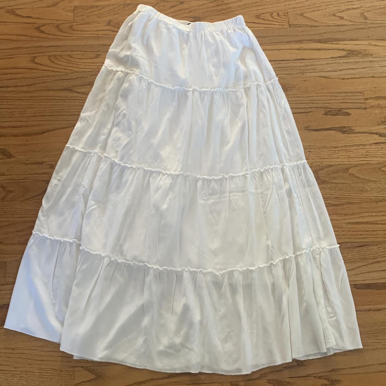 Brandy Melville Women's White Skirt Depop