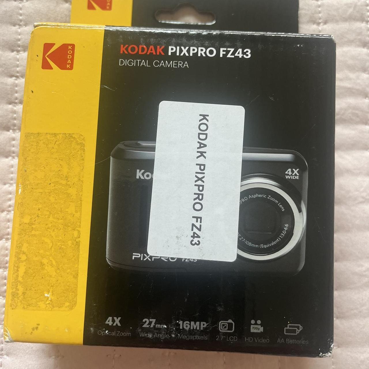 Kodak PixPro FZ43 digital camera! Batteries,... - Depop