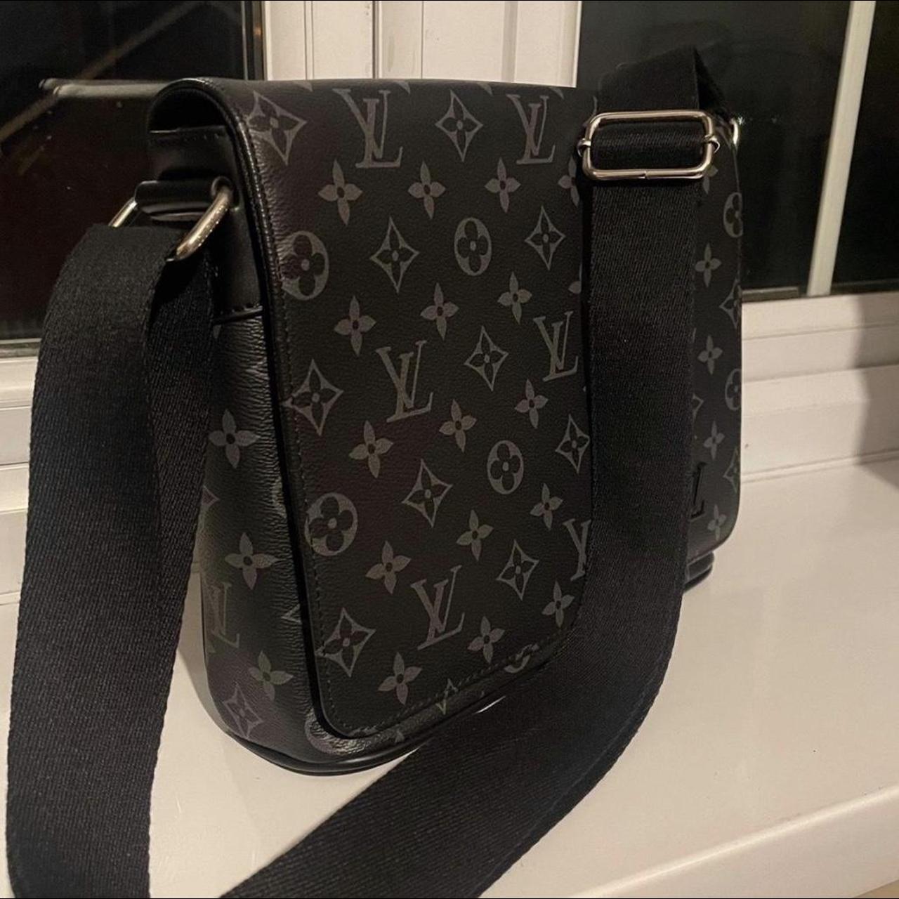 Lv messenger bag men 110 for next day delivery - Depop