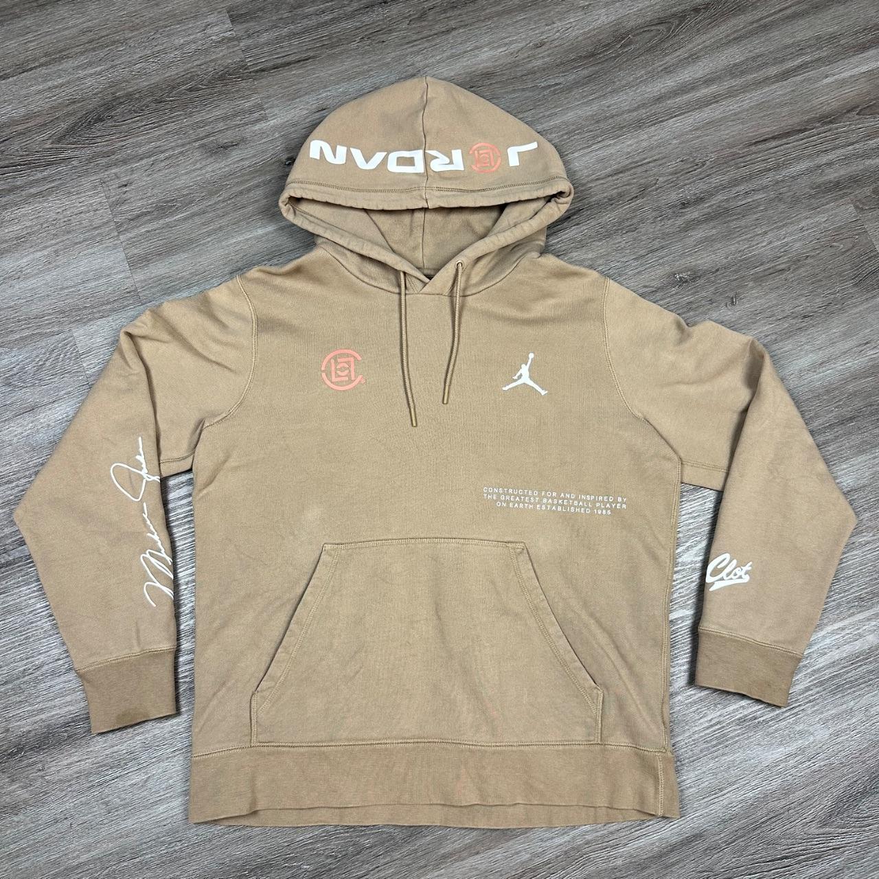 item listed by thesneakerbandoo