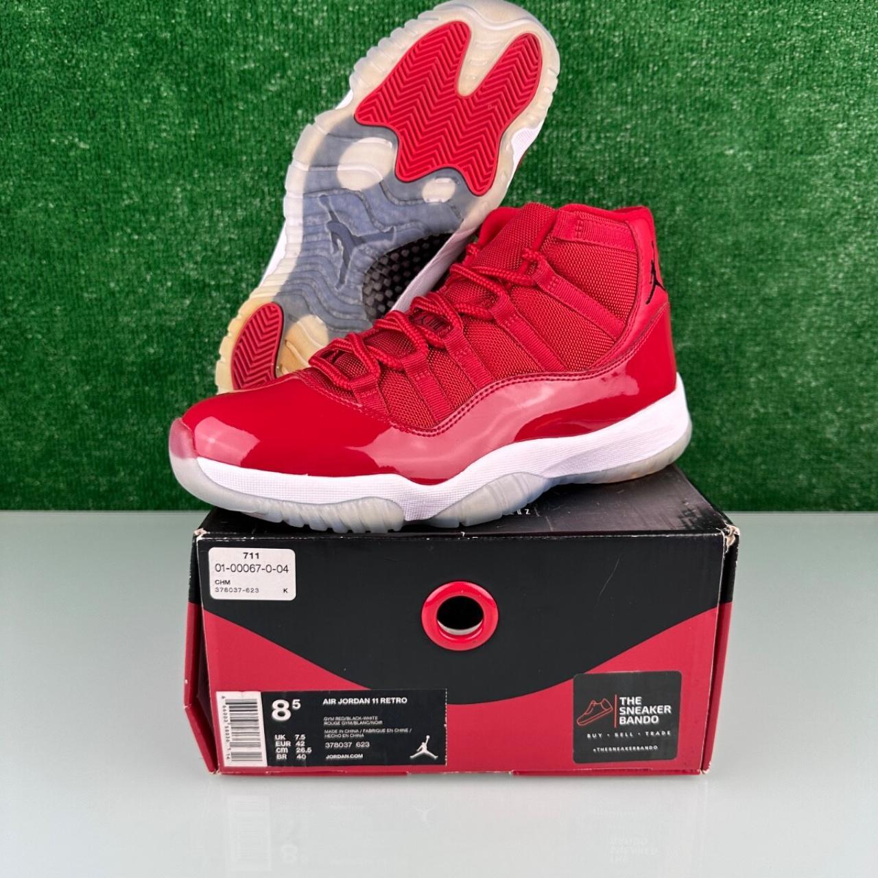item listed by thesneakerbandoo